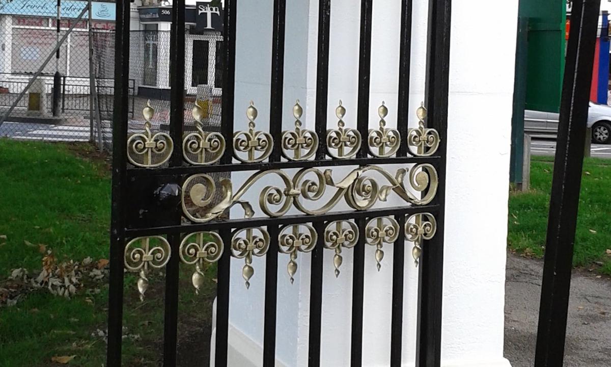 Wrought Iron Metal Gate Repairs — photo 6