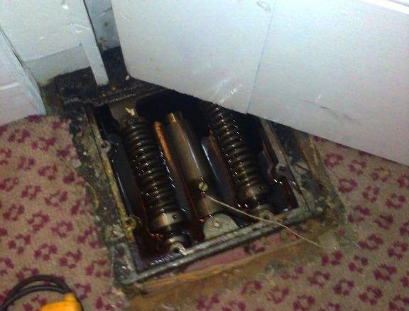 Floor Springs — photo 2
