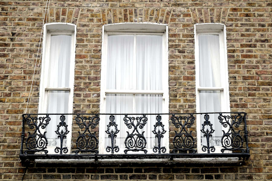 Bespoke Juliet Balconies and Roof Balustrades — photo 2