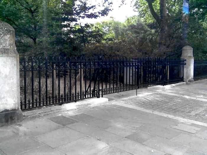 Cast Iron Ornamental Gates & Railings Repairs