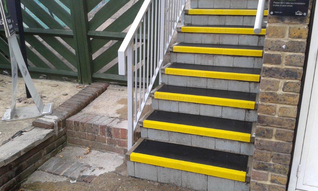 Aluminium Handrails