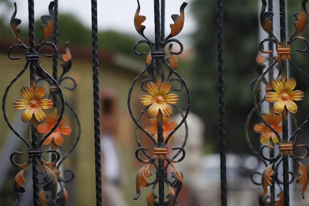 Decorative Wrought Iron Railing Bars — photo 2