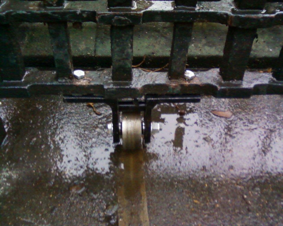 Metal Gate Repair for South Kensington Underground Station