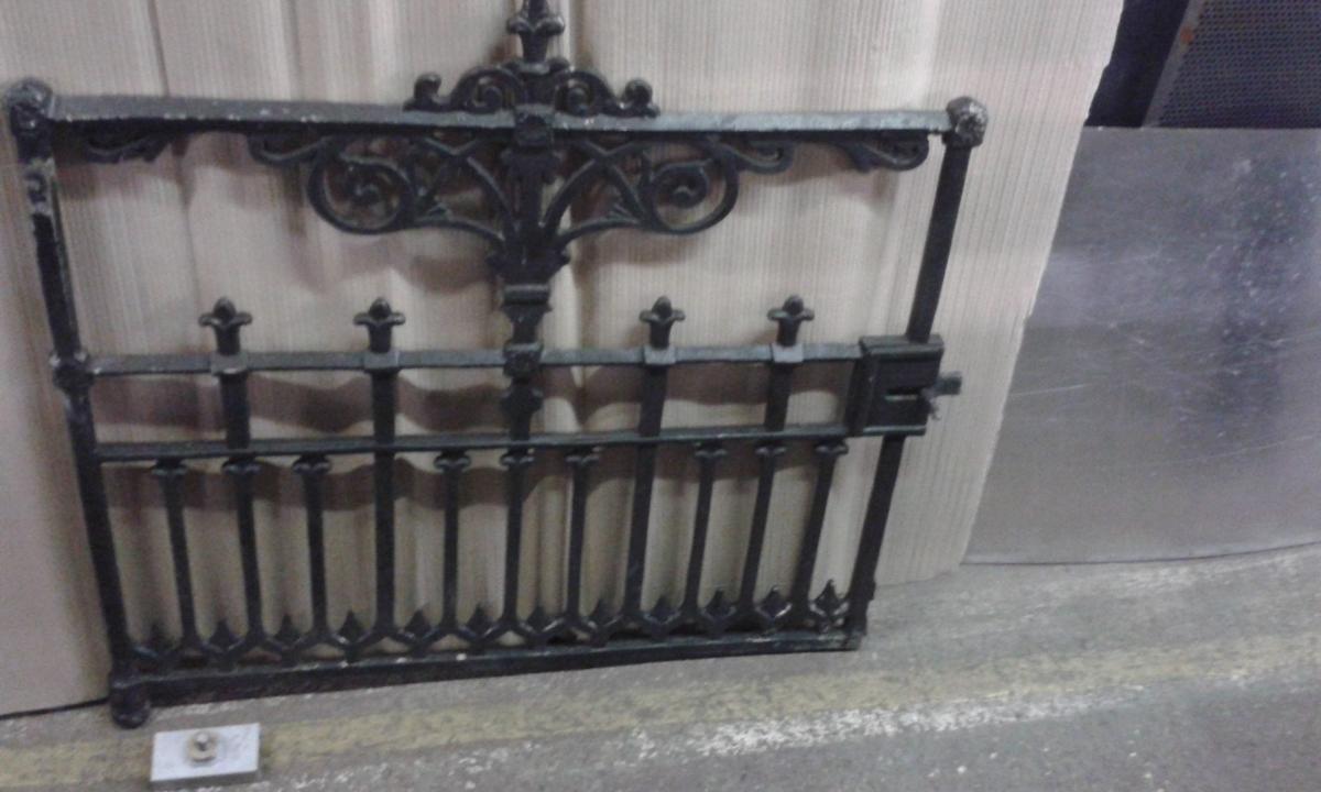 Metal Gate Repairs
