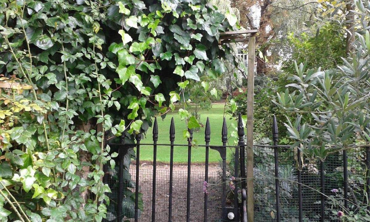 Wrought Iron Metal Victorian Gate Repair & With New Arch