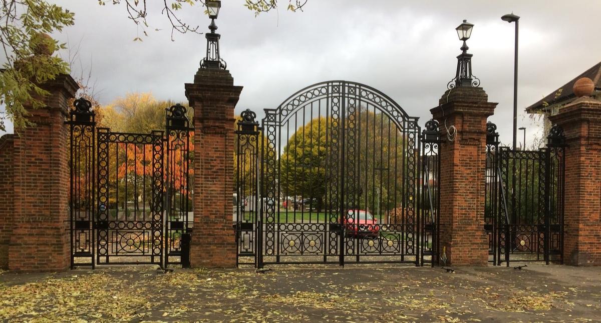 Refurbishment of Arnos Park Gates, Enfield, London N14