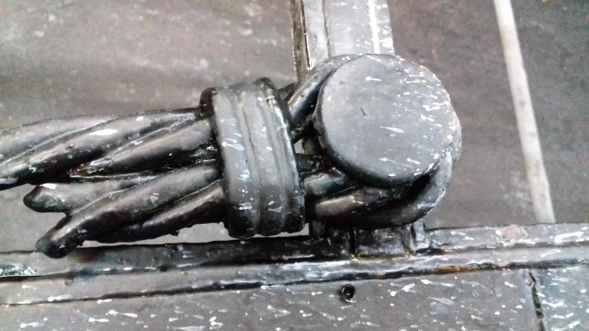 Metal Door Refurbishment, London W2