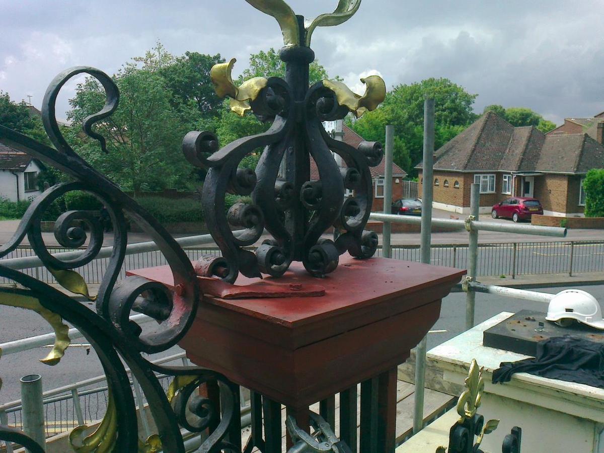 Refurbishment of Priory Park Gates