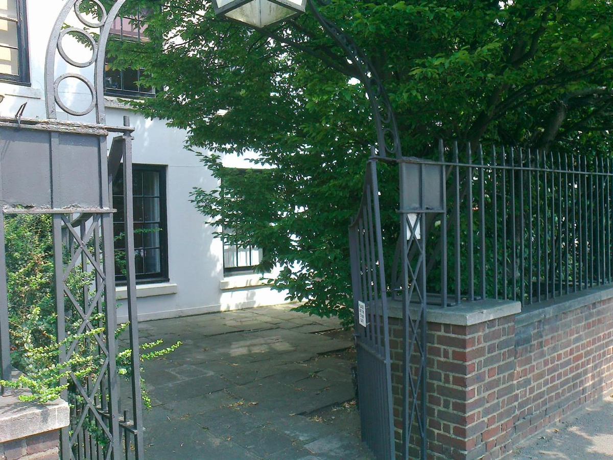Metal Gate Repairs Grade II Listed 18th Century Property, Wanstead, London E11