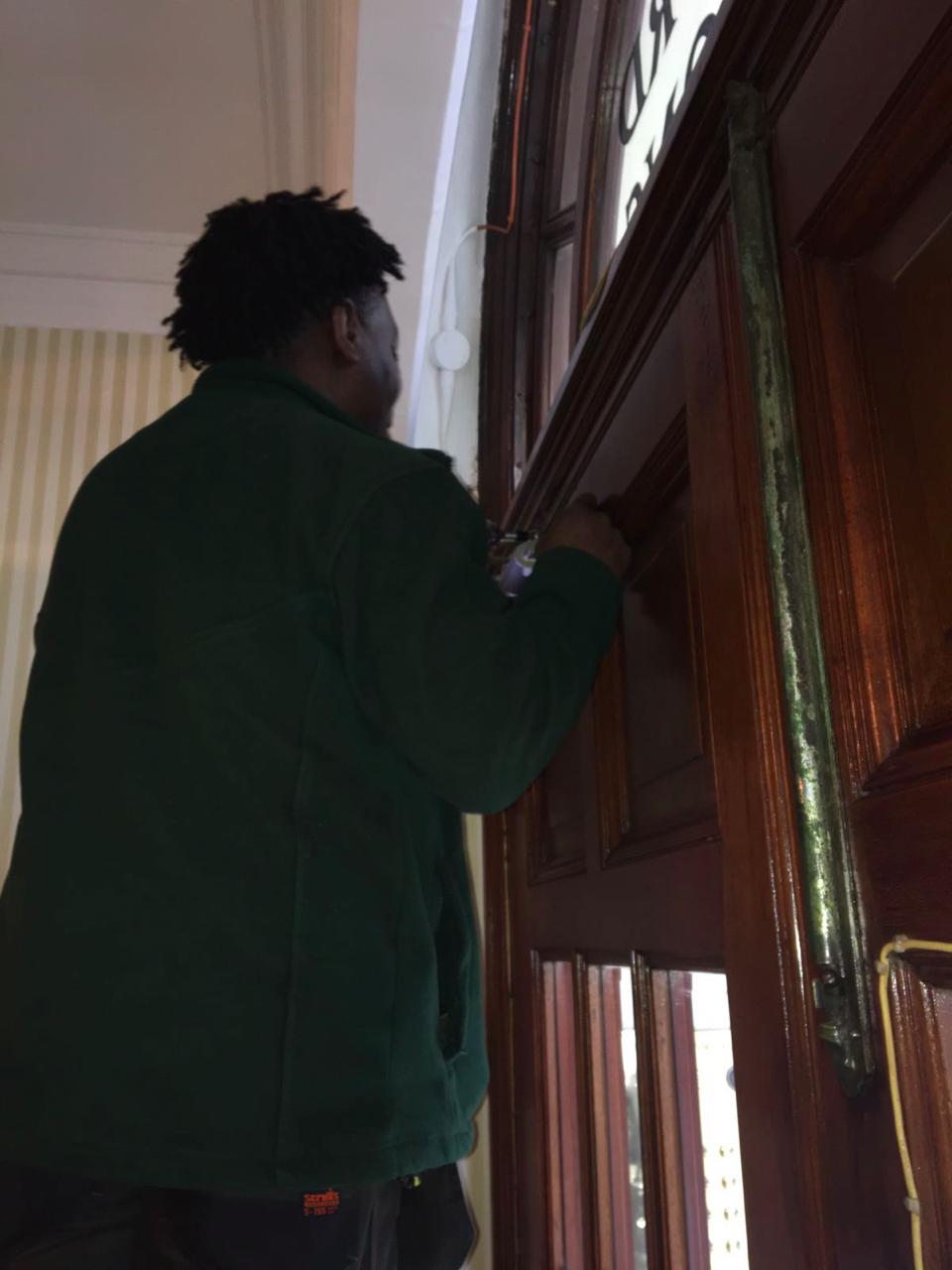 Door Repairs, Victoria, London SW1