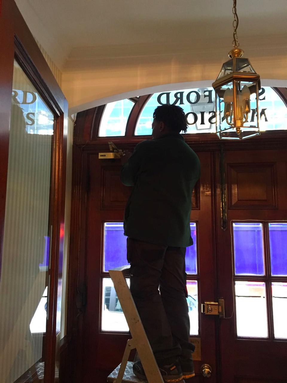 Door Repairs, Victoria, London SW1