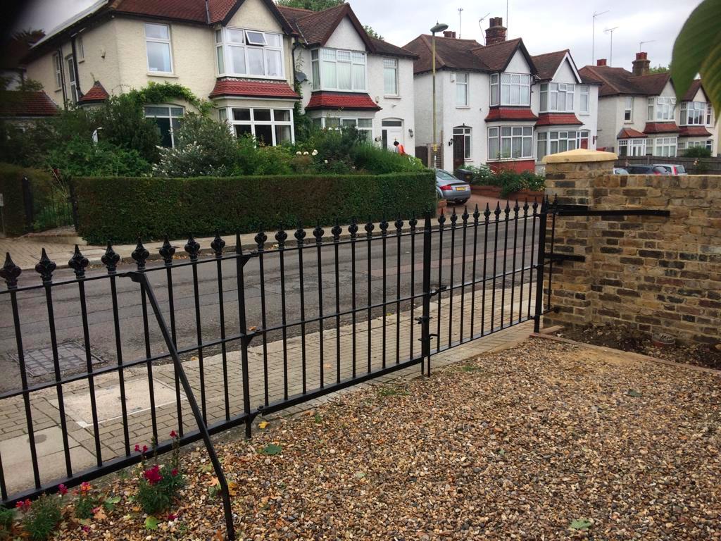 Gate & Railing Repairs, Barnet, Herts EN5