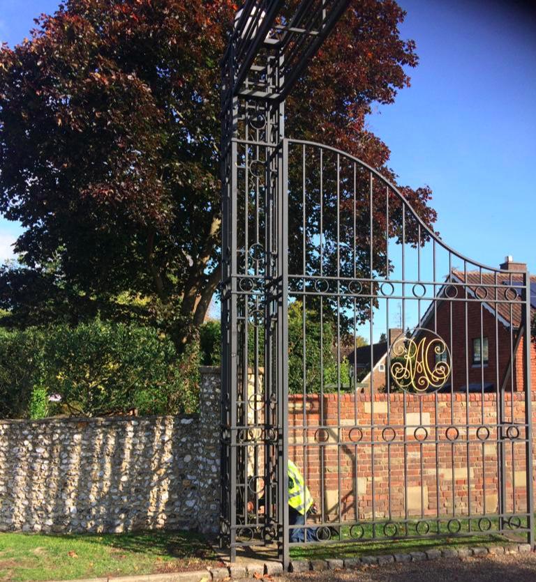 Re-painting of the Entrance at The RAC Club, Woodcote Park, Epsom, Surrey