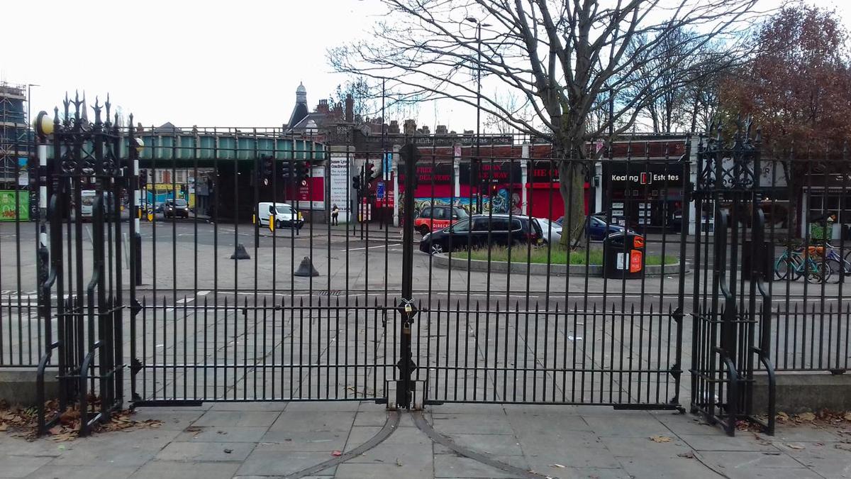 Repair of Dulwich Road Gates