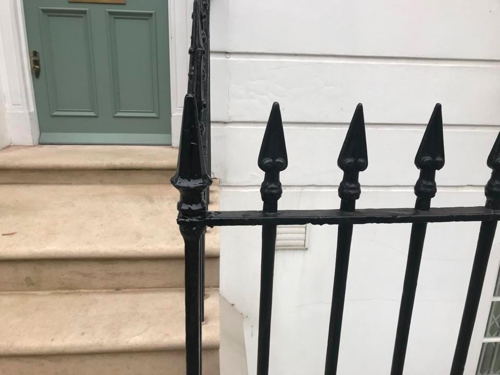 Re-securing Finial, Chelsea, London SW3