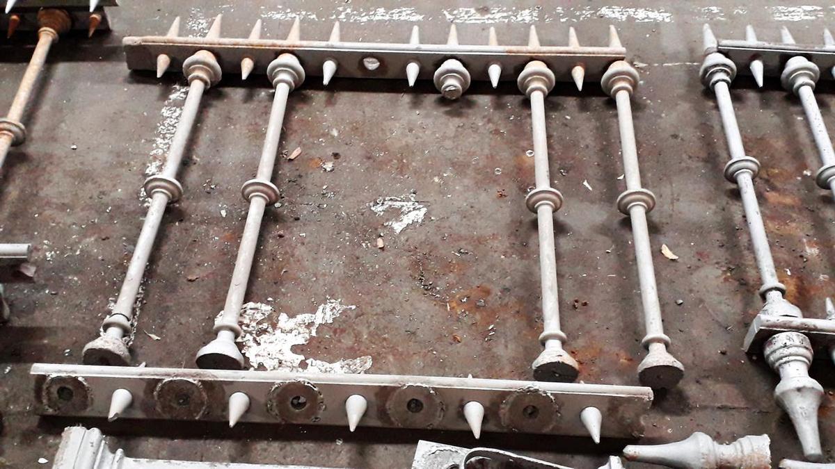 Railing Repairs, Ladbroke Gardens, London W11