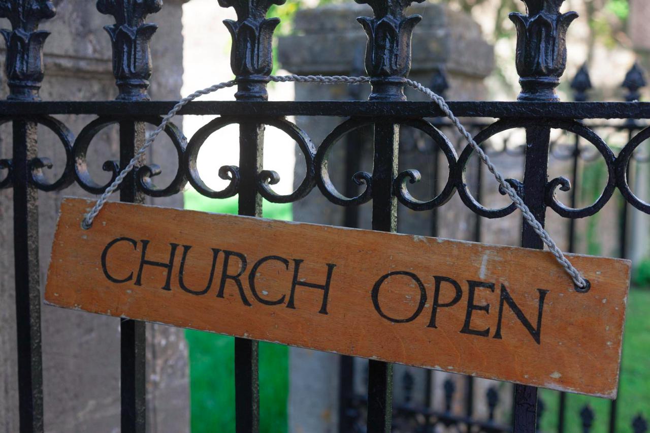 CHURCH RAILING & GATE REPAIRS