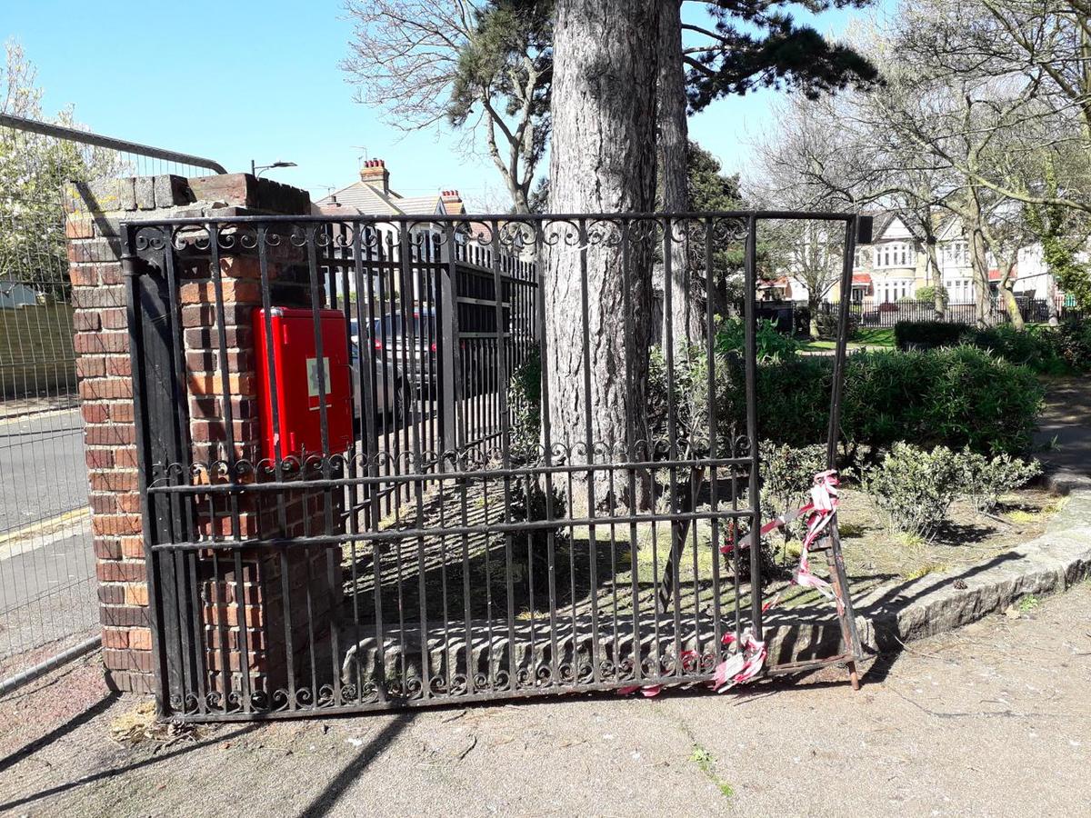 Metal Park Gate Repairs, Southchurch Park, Southend-on-Sea