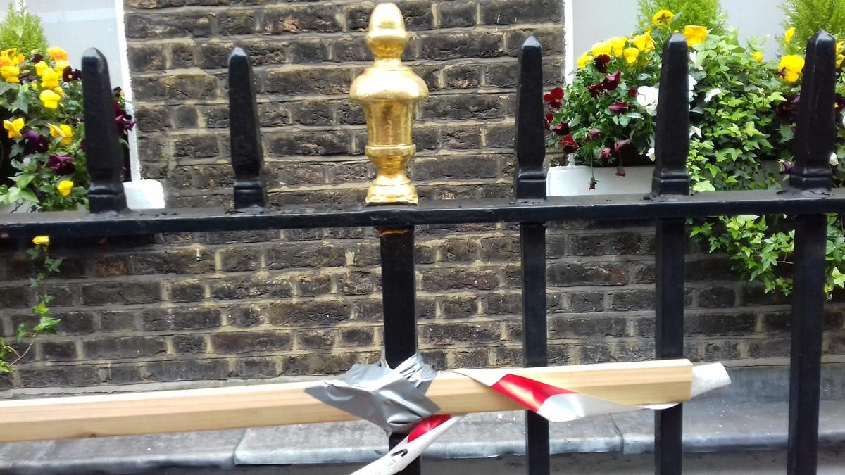 Repairs to Grade II Listed Railings, London EC1