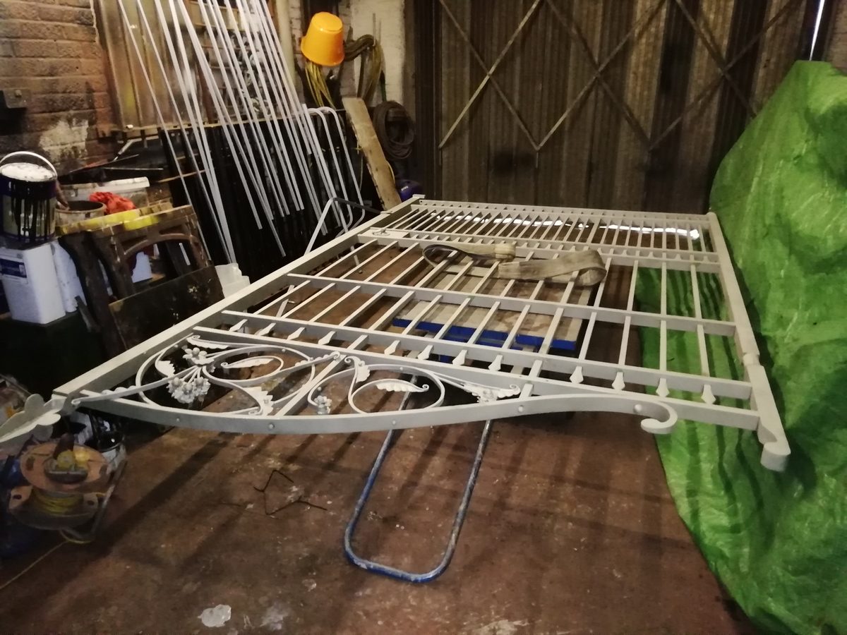 Gate Redecoration
