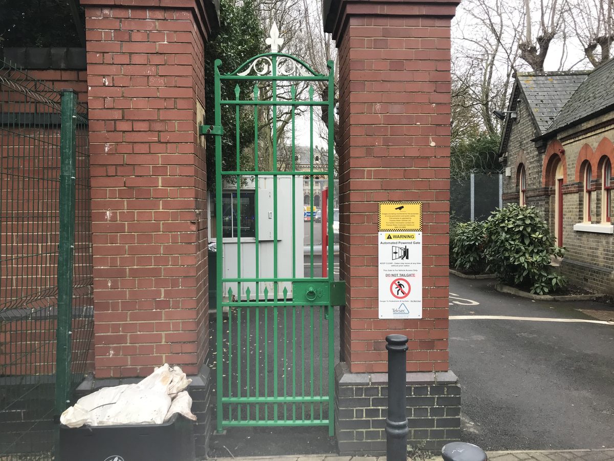 Gate Redecoration