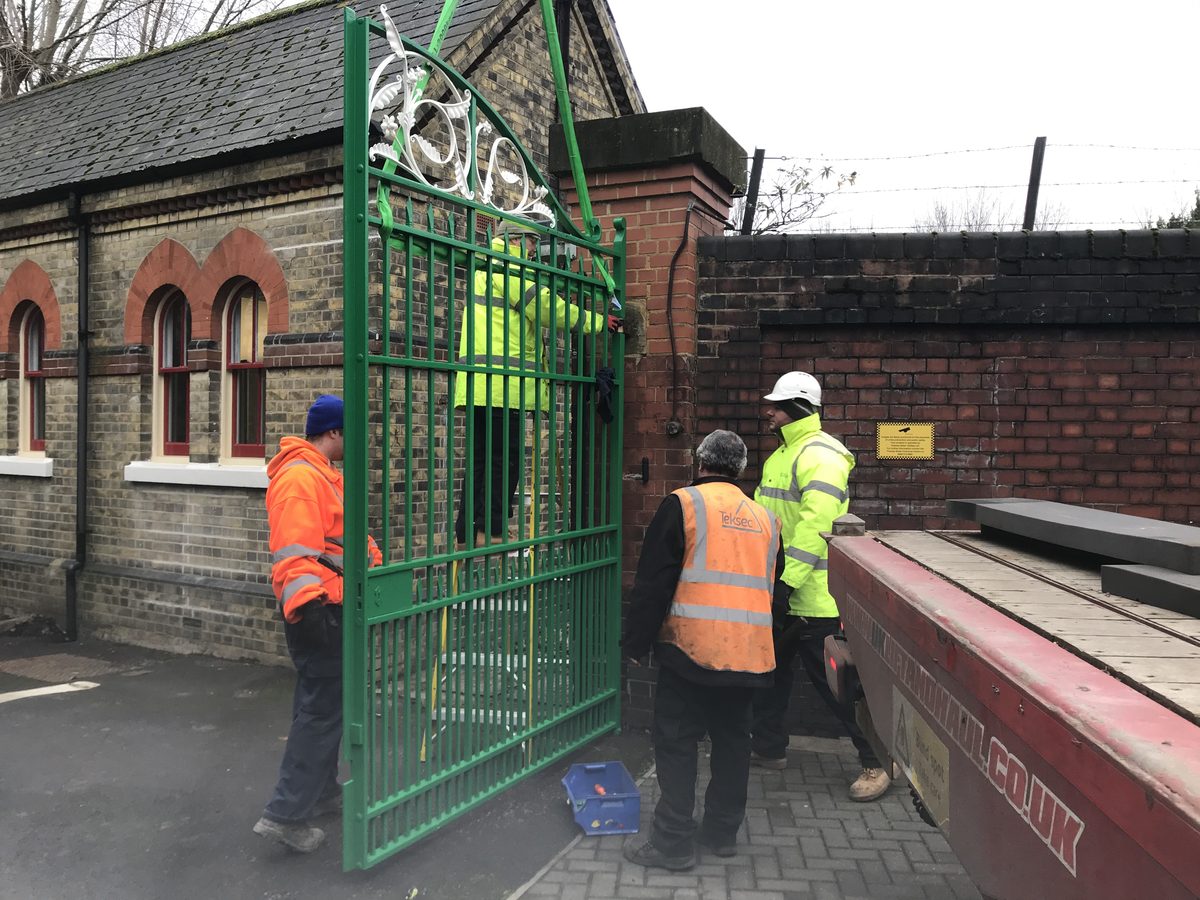 Gate Redecoration
