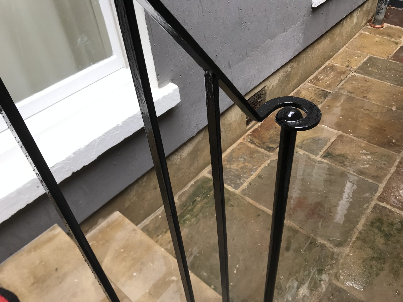 New Staircase Handrail