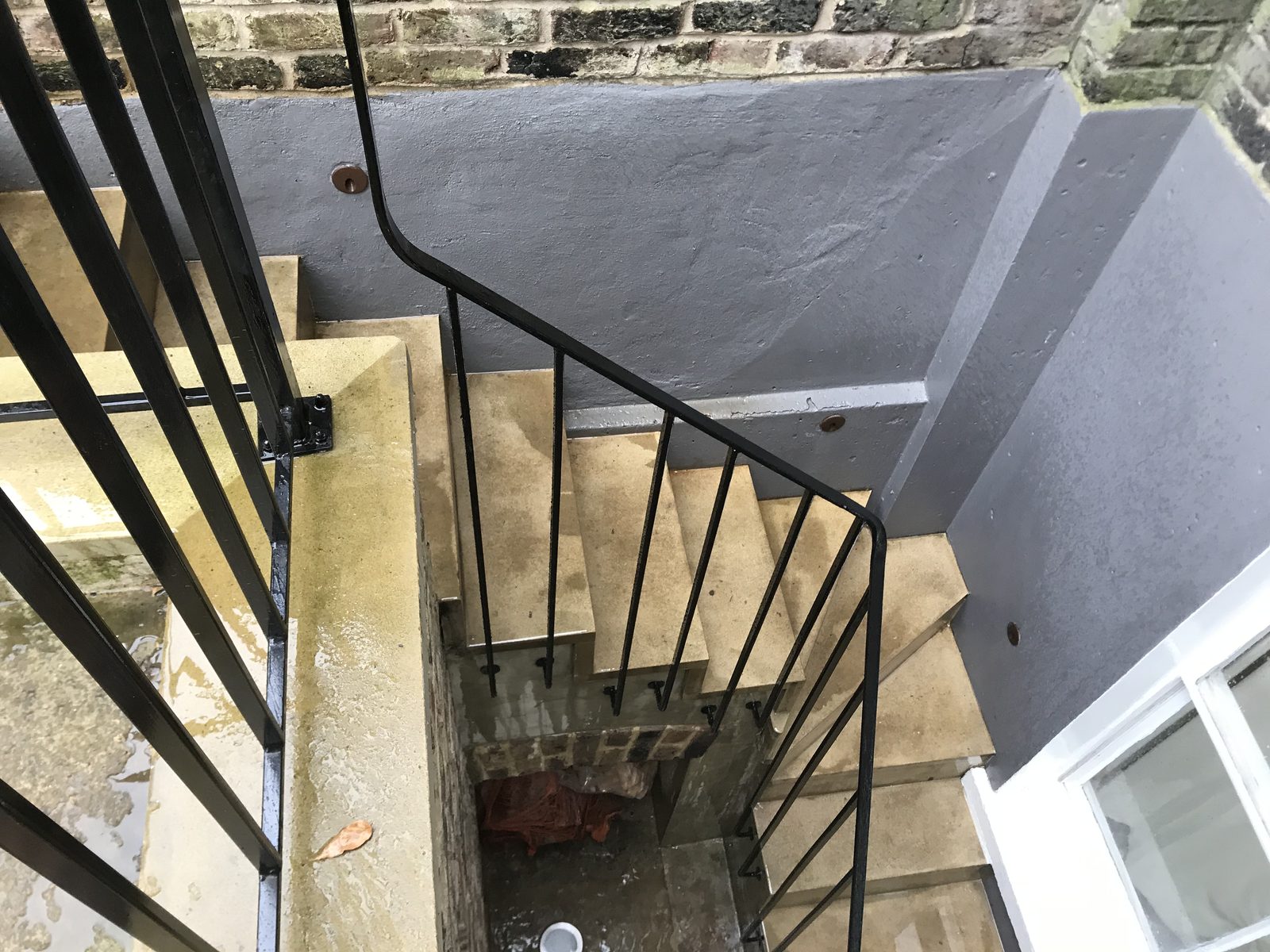 New Staircase Handrail