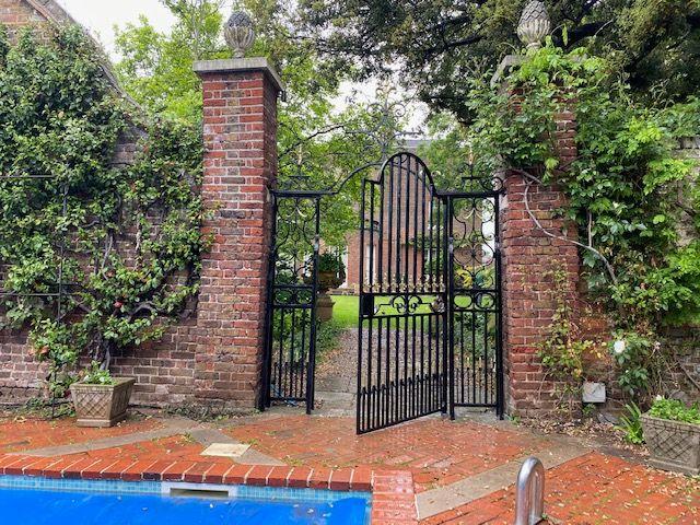 Gate Refurbishment, Ham, TW10