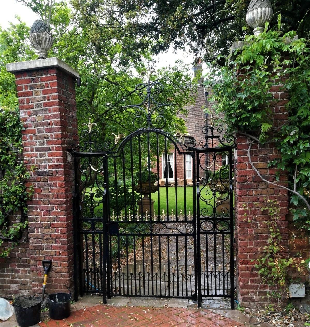 Gate Refurbishment, Ham, TW10