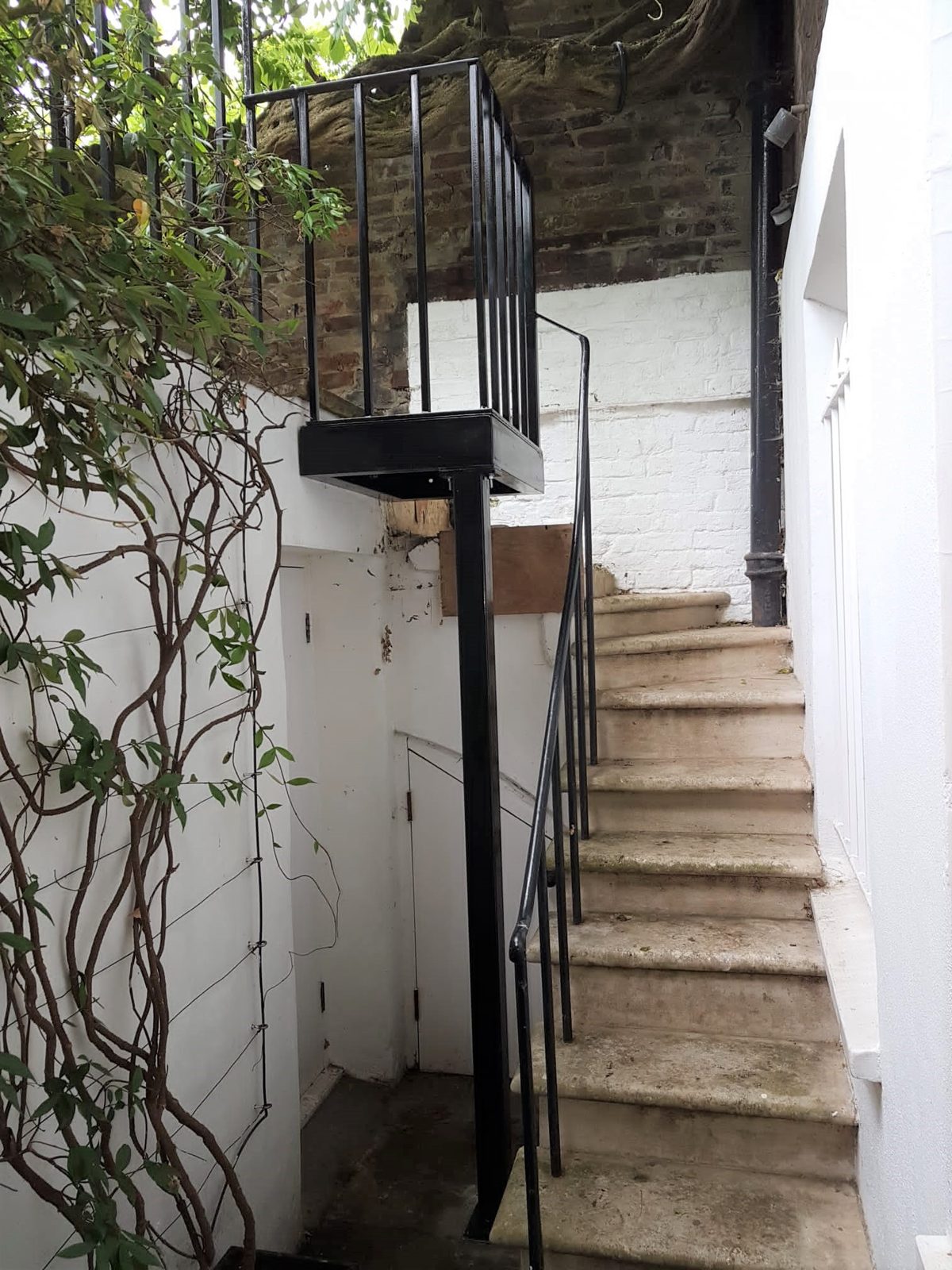 New Landing & Balustrade