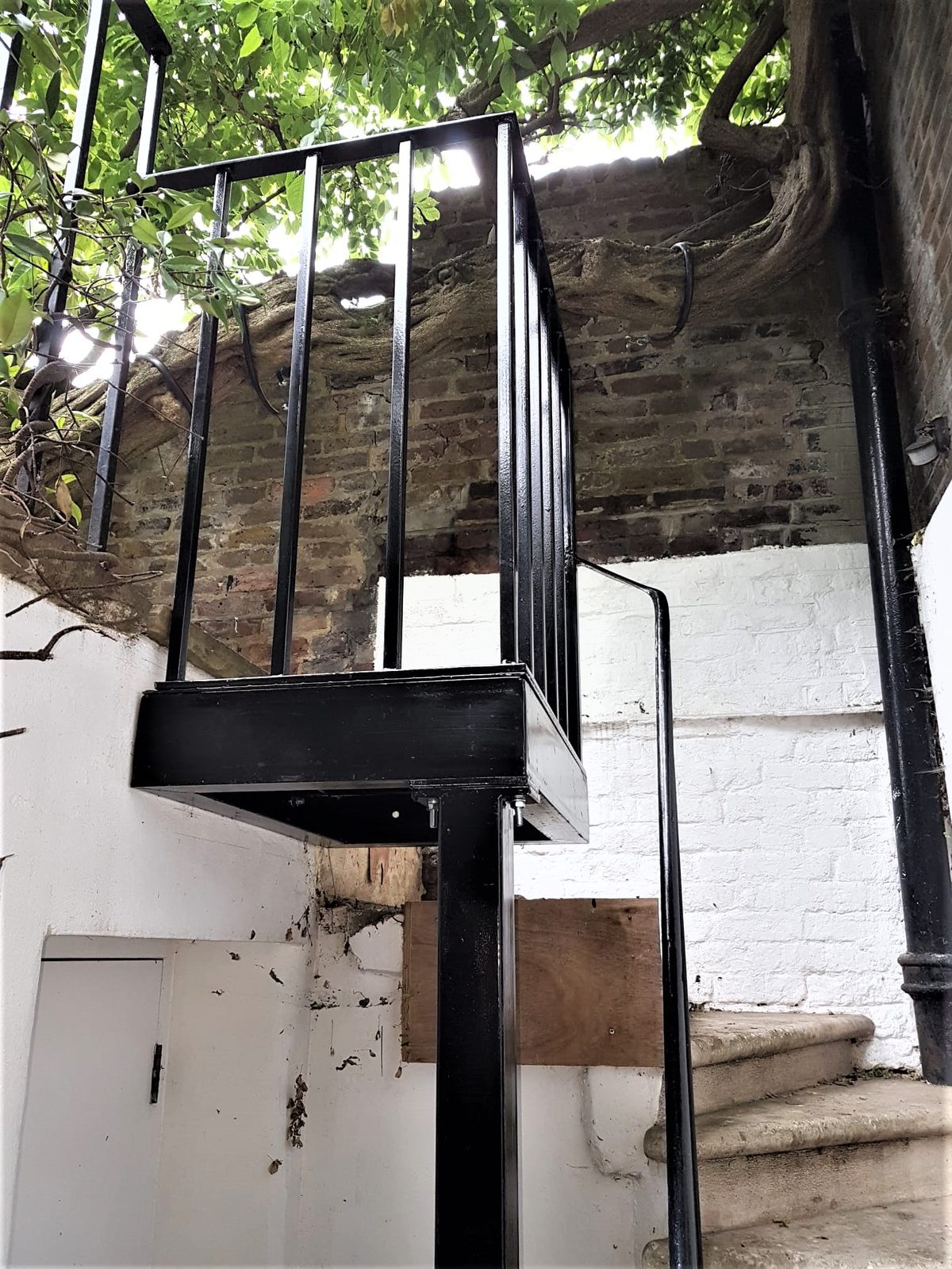 New Landing & Balustrade, London SW3