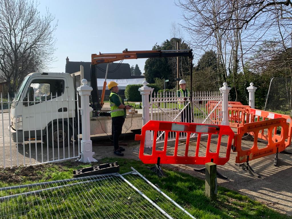 Gate & Railing transformation, Great Linford Manor Park