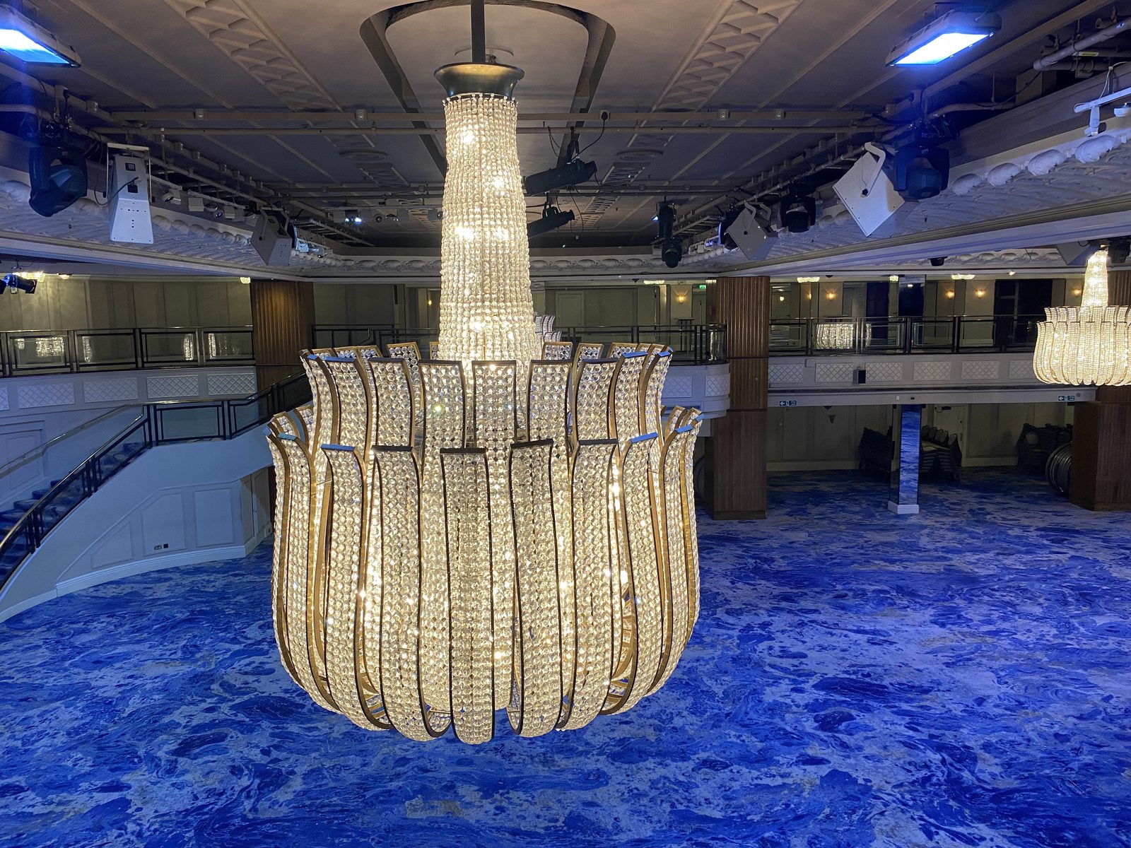 Restoration 1920s Chandelier, JW Marriott Grosvenor House Hotel