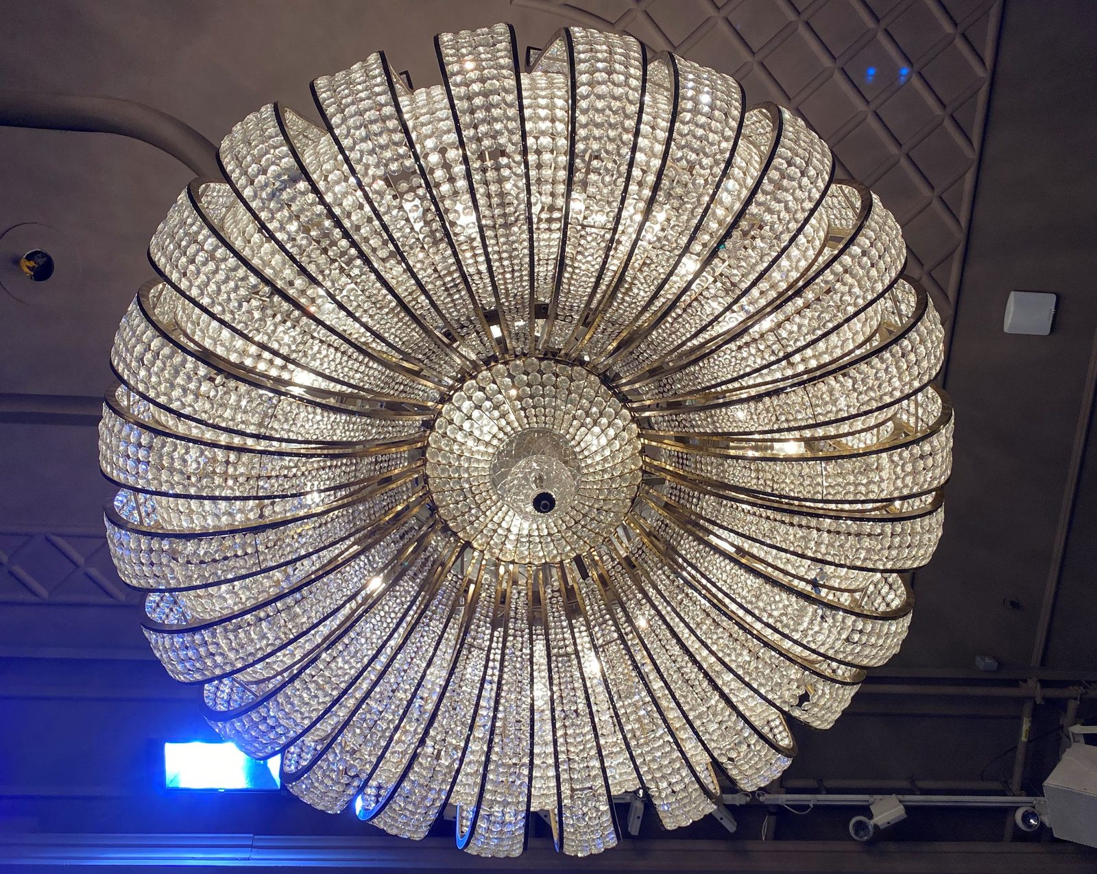 Restoration 1920s Chandelier, JW Marriott Grosvenor House Hotel