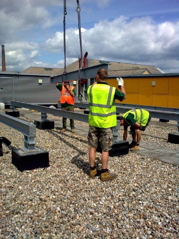 INSTALLING A ROOF PLATFORM