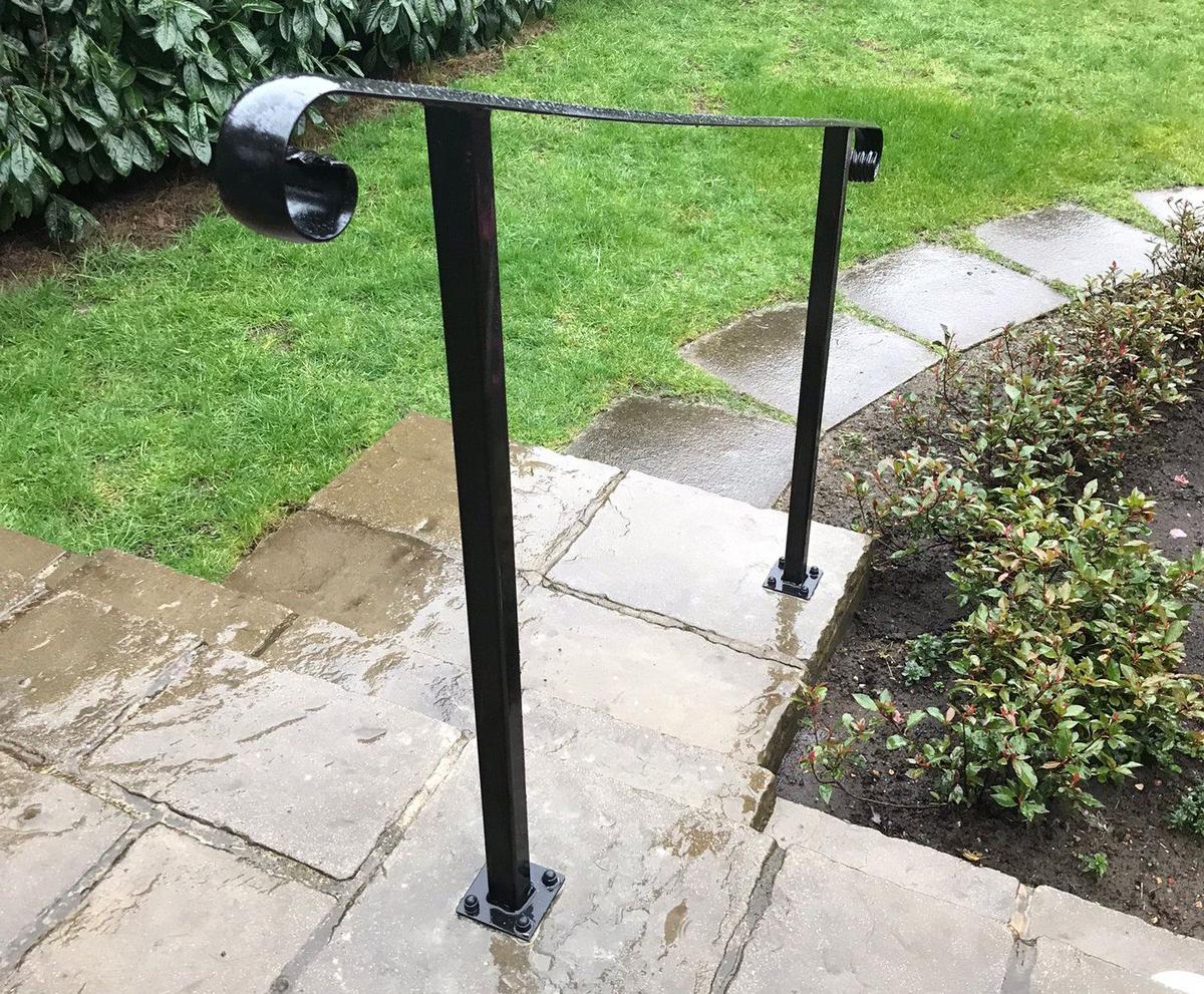 New Garden Handrail, Merton