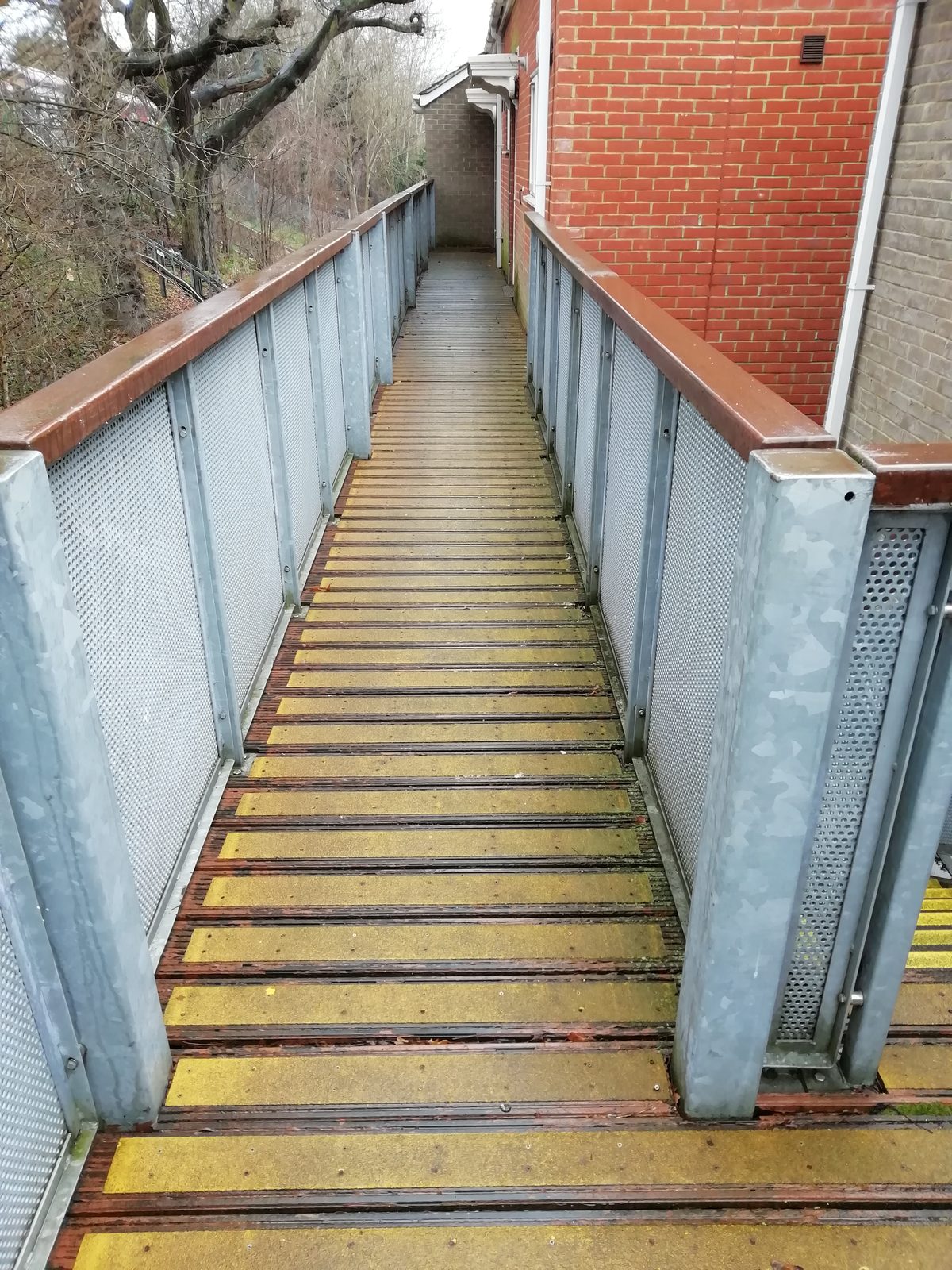 Inspection of Staircase & Walkway, Loughton