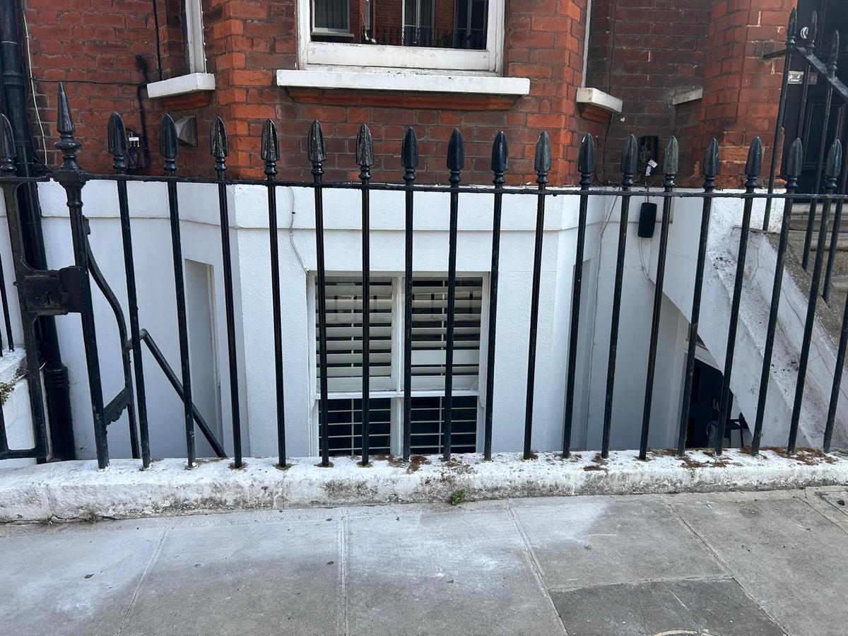 Replacement of 2 Broken Railing Bars & 4 Loose Bars